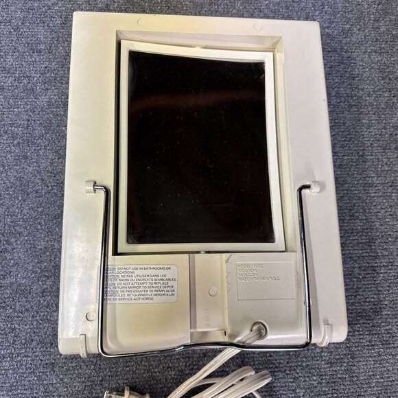 Vintage Clairol True To Light VIII Lighted Makeup Cosmetic Trifold Mirror LM-8C - Picture 3 of 7